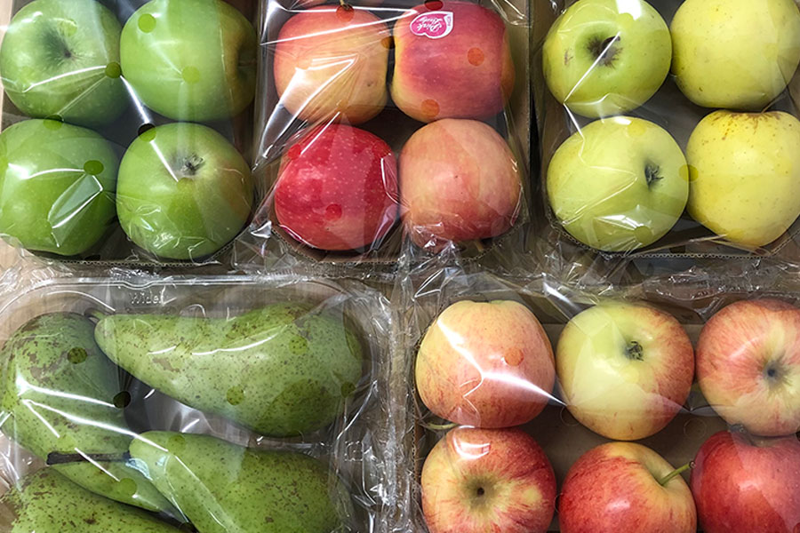 Selection-of-packed-fruit